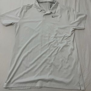Nike white golf Polo.Medium.New.Men